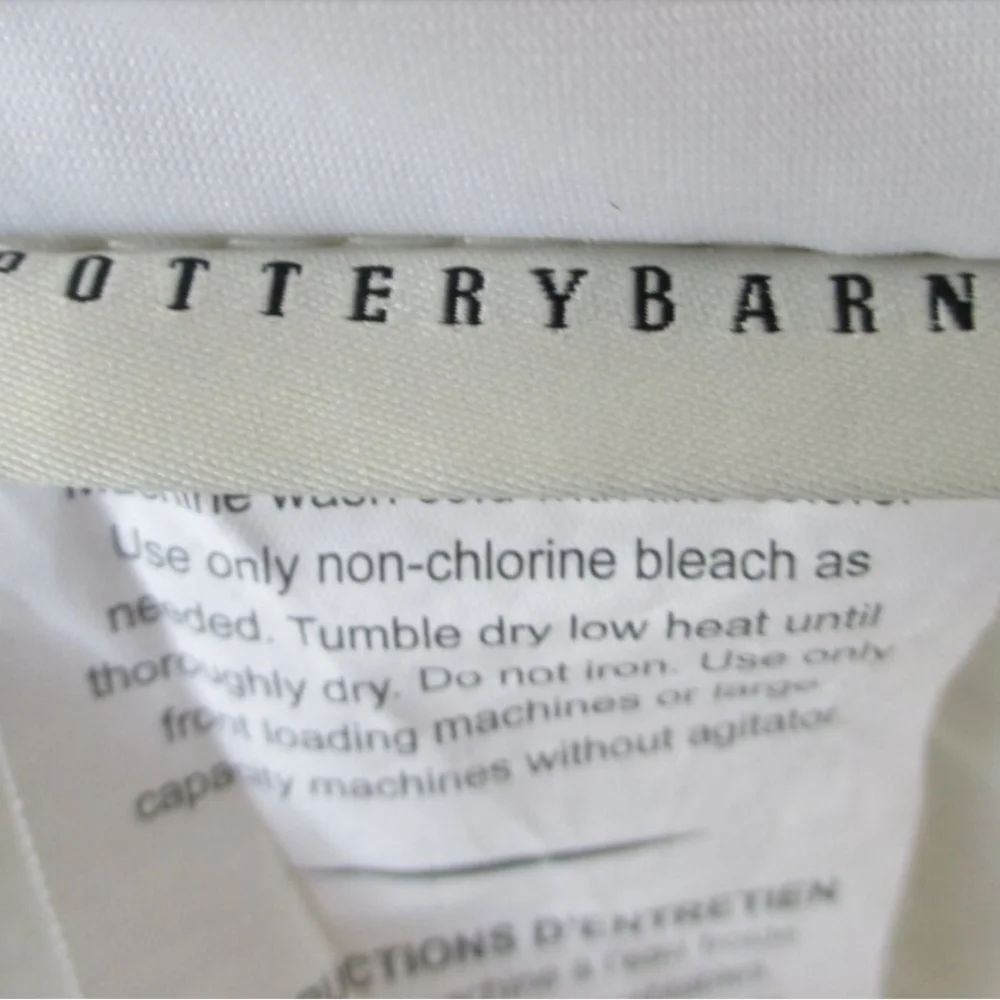 POTTERY BARN FULL QUILTED MATTRESS COVER